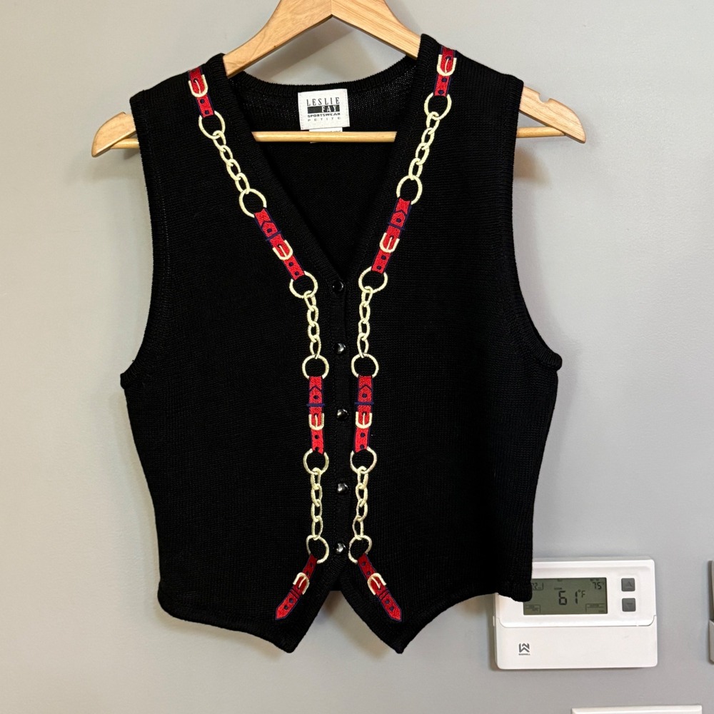 Leslie Fay Sweater Vest Women P Black Embroidered Chain Belt V-Neck Knit 6053